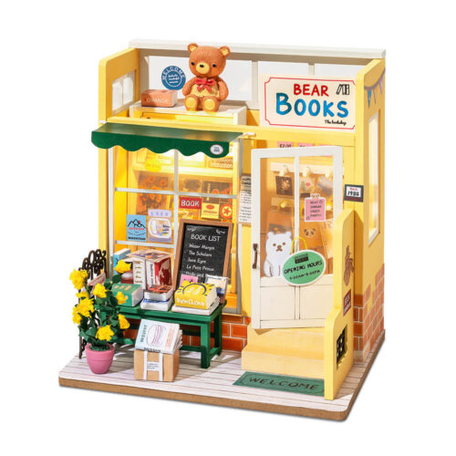 Bear Books Bookstore DG152